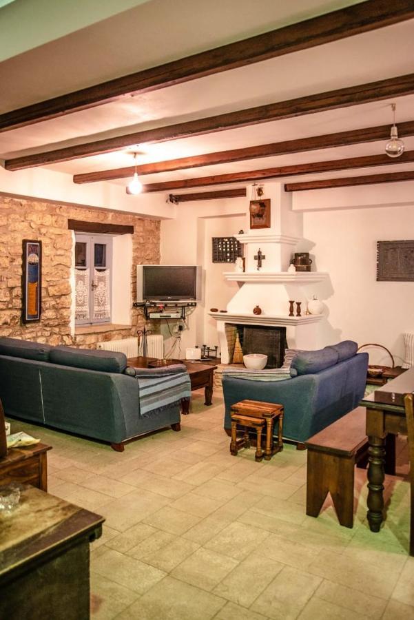 Petrinο Katochori Appartement Katokhórion Buitenkant foto