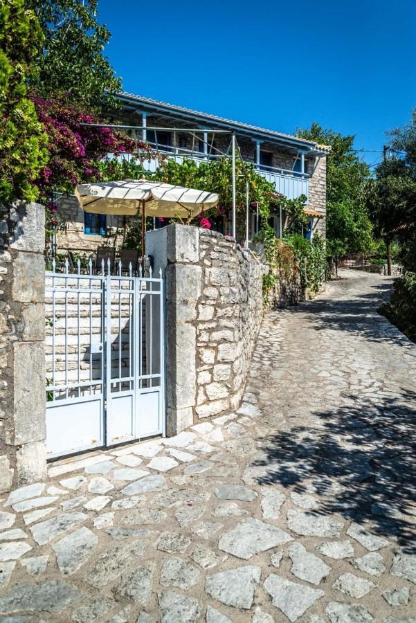 Petrinο Katochori Appartement Katokhórion Buitenkant foto