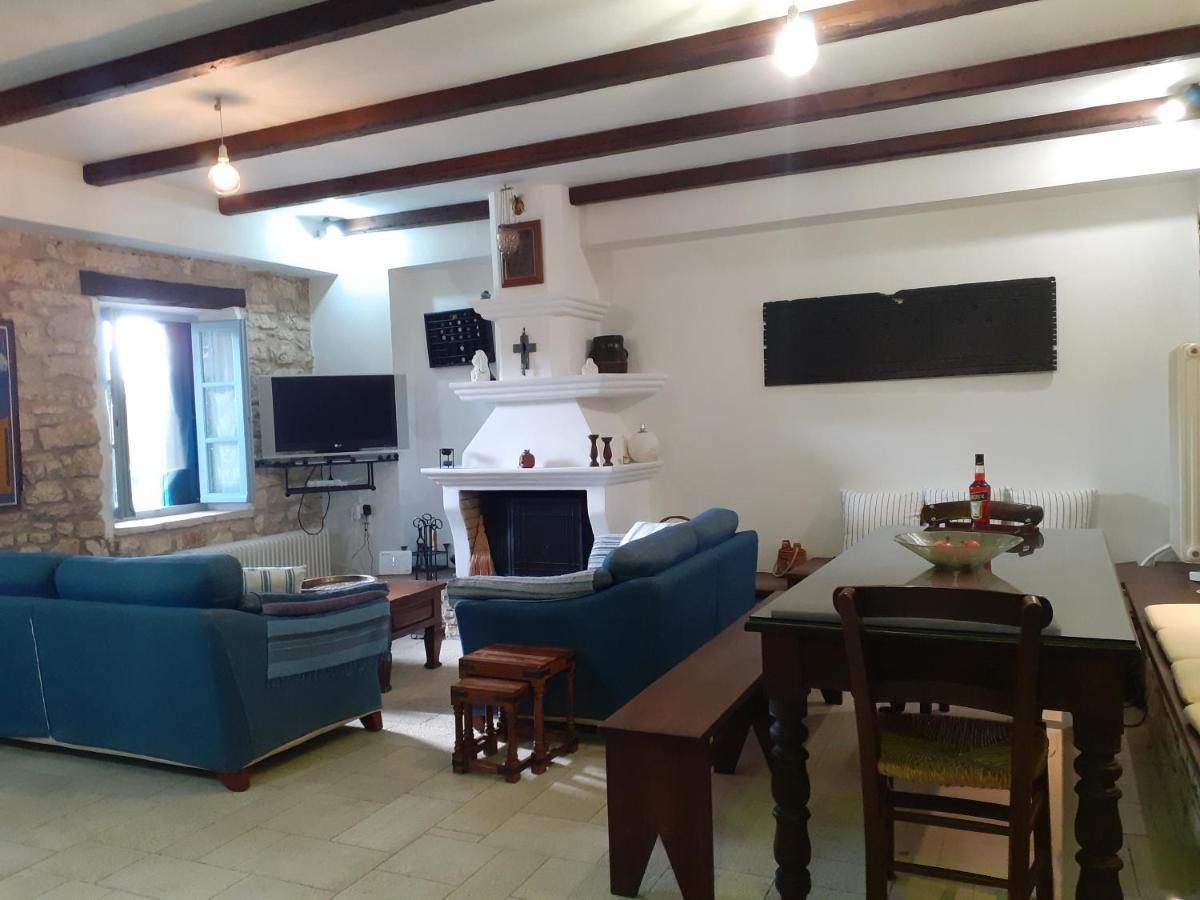 Petrinο Katochori Appartement Katokhórion Buitenkant foto